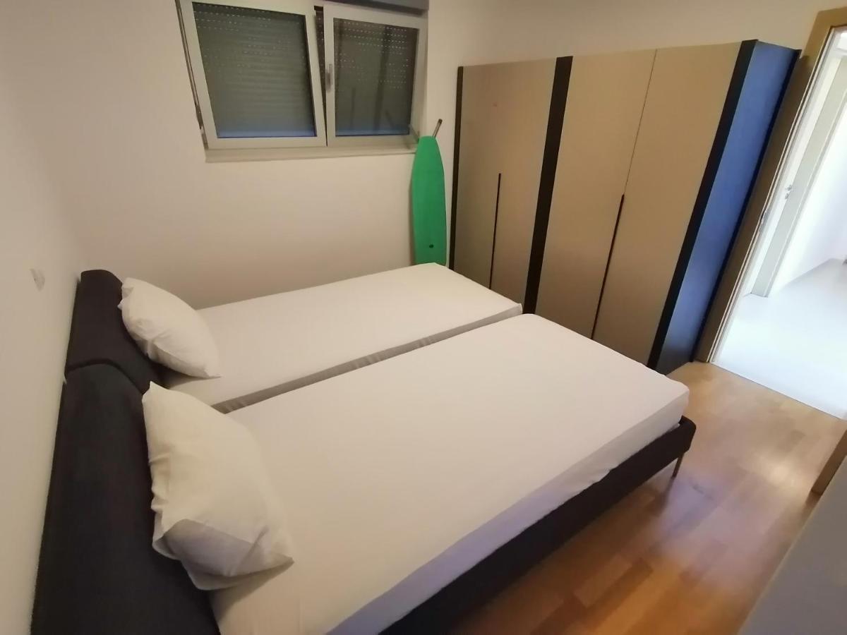 Apartman Sara Pržno Exteriör bild